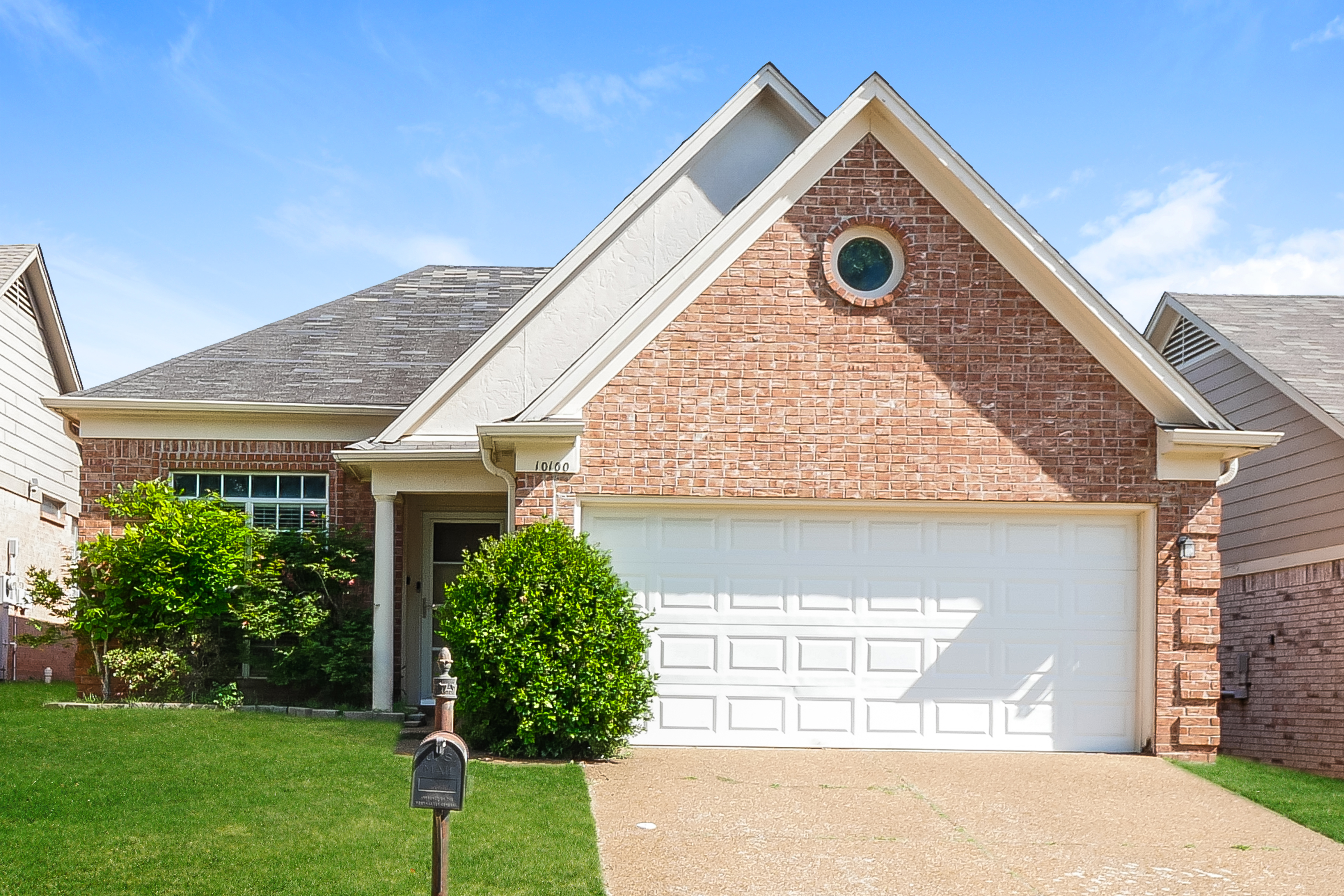 10100 Cross Hill Dr Cordova, TN 38018